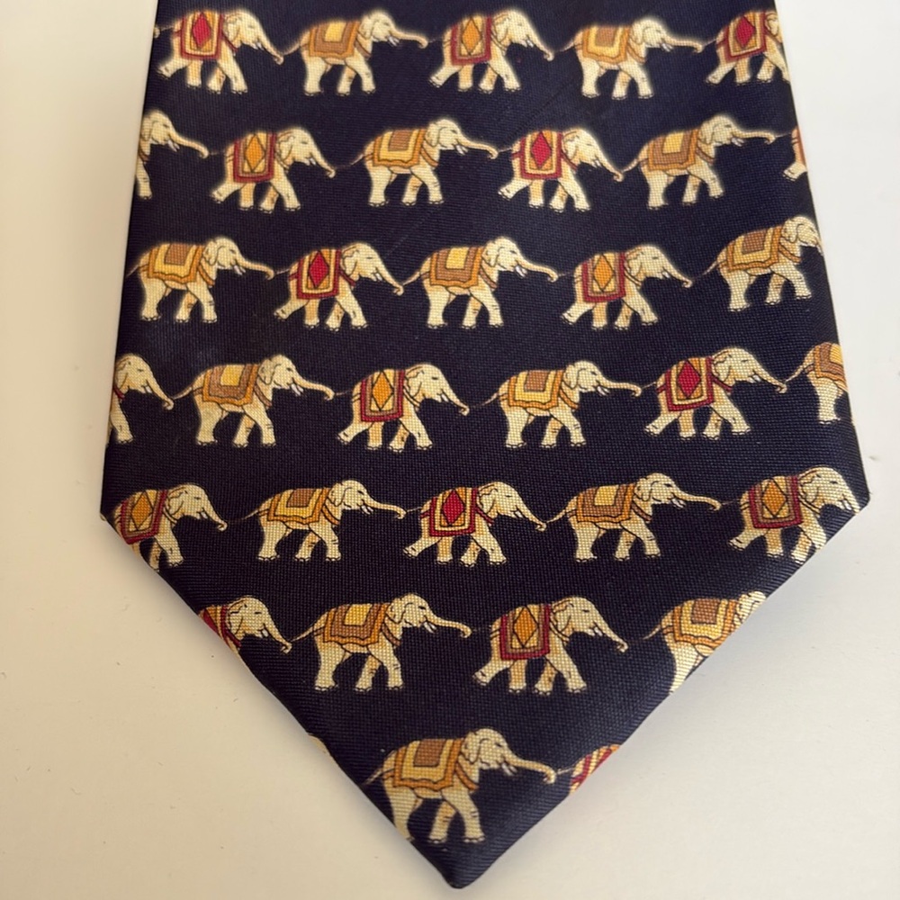 Jim Thompson Elephant Themed Made in Thailand Silk Tie